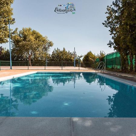 Albergue Multiaventura Active Andalucia Almodóvar del Río Esterno foto